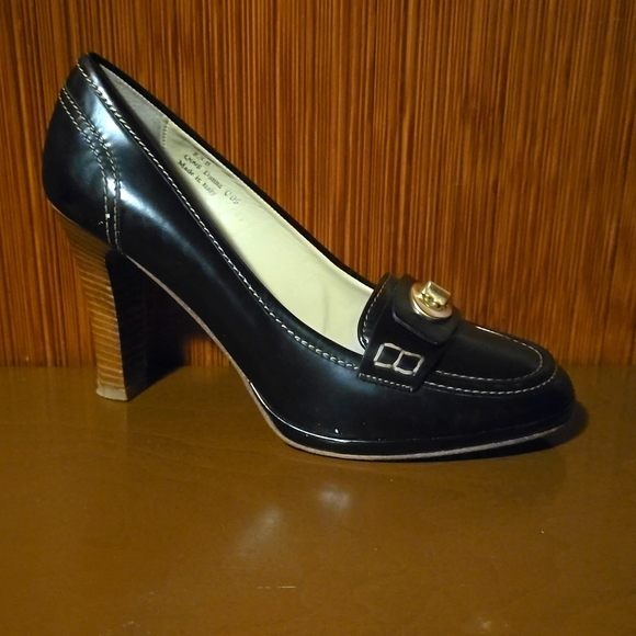 Coach Danna Heels - Picture 2 of 9